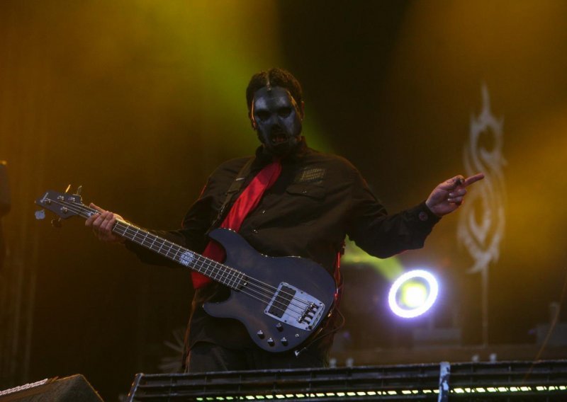 Basist Slipknota Paul Gray pronađen mrtav