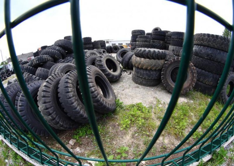 Eksplozija gume ubila vulkanizera