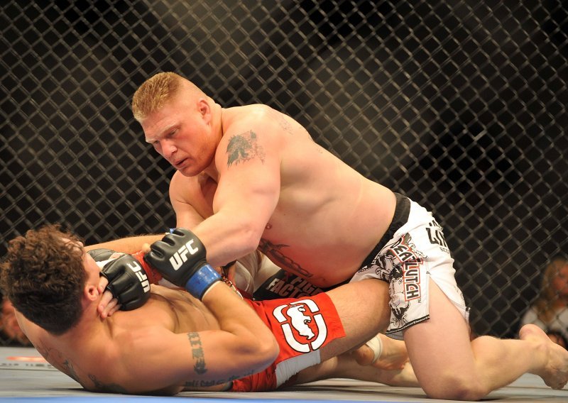 Lesnar željan povratka, no još ne trenira