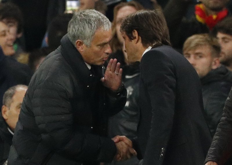 Otkriveno što je razočarani Mourinho šapnuo Conteu