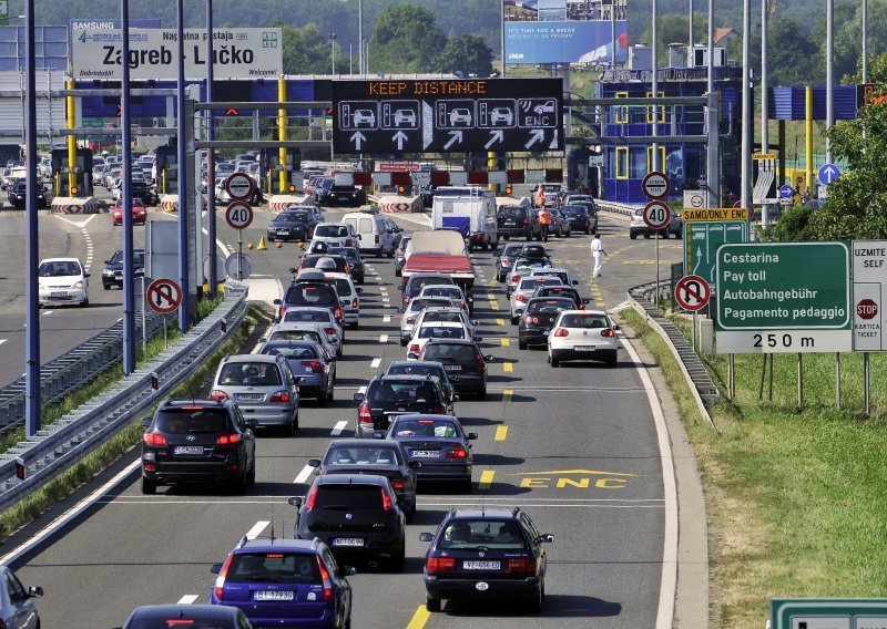 Gužve na cestama prema moru, evo koje su ceste zatvorene