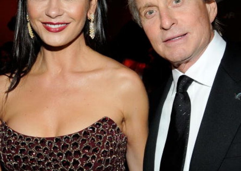 Zeta Jones i Michael Douglas ljetuju u svom ljetnikovcu u Crnoj Gori