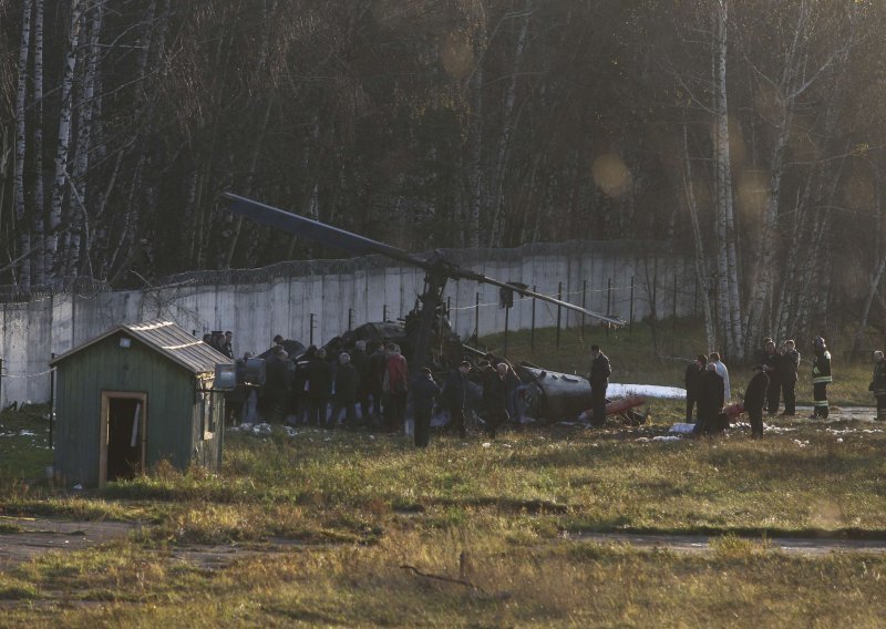 Vojni helikopter srušio se na stambenu četvrt!