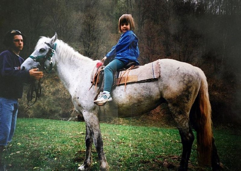 Sandra Perković oduševila fotografijom iz djetinjstva