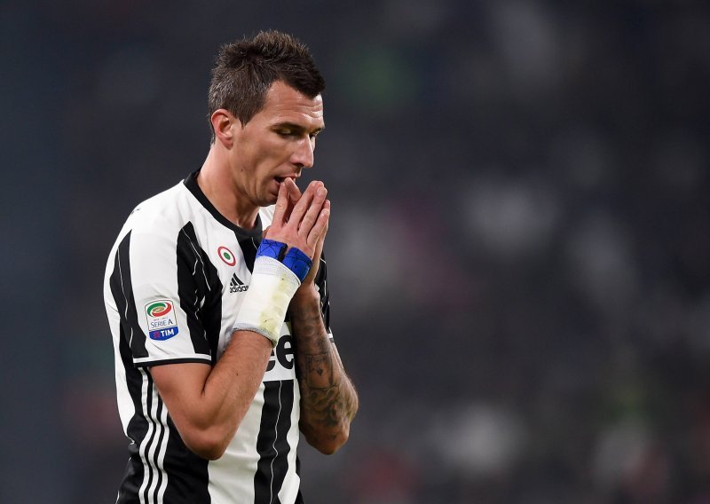 Mario Mandžukić je ozlijeđen, upitan je za derbi s Napolijem