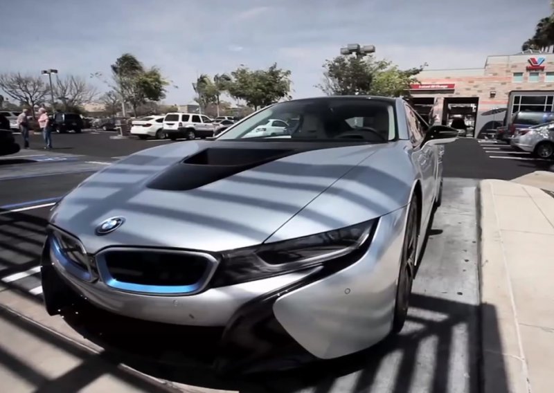 BMW i8 je nešto sasvim drugo