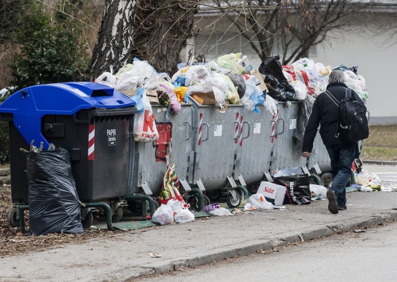 Oporba traži da kante budu pod ključem, Bandić najavljuje videonadzor