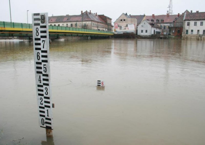 Kupa dosegnula 823 cm. Hoće li biti izvanredno stanje?