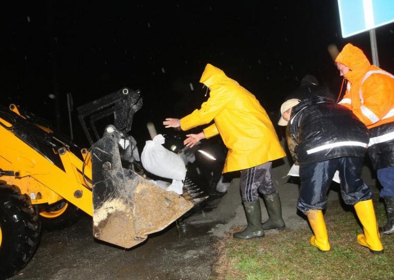 U Vrbovcu se oglasile sirene za opasnost od poplava