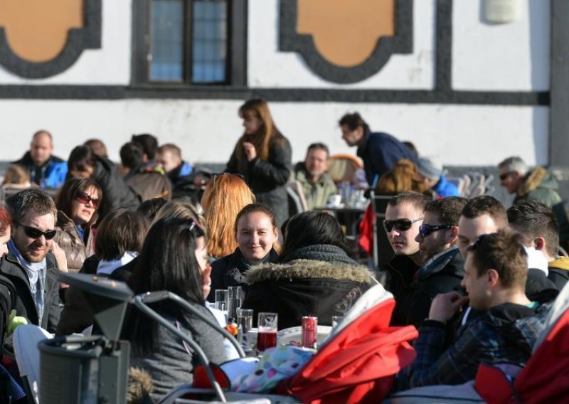 Uživajte u sunčanom i toplom vikendu, slijedi velika promjena vremena