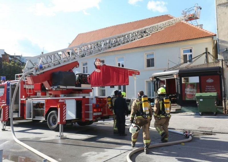 Usmrtio ženu sjekirom, pa se pokušao raznijeti plinskim bocama