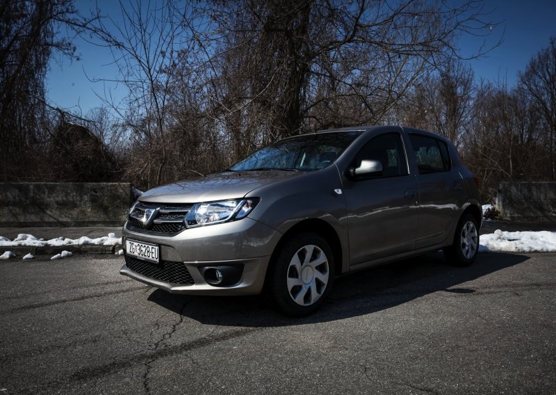 Dacia Sandero 0,9 TCe - jednostavnije ne ide