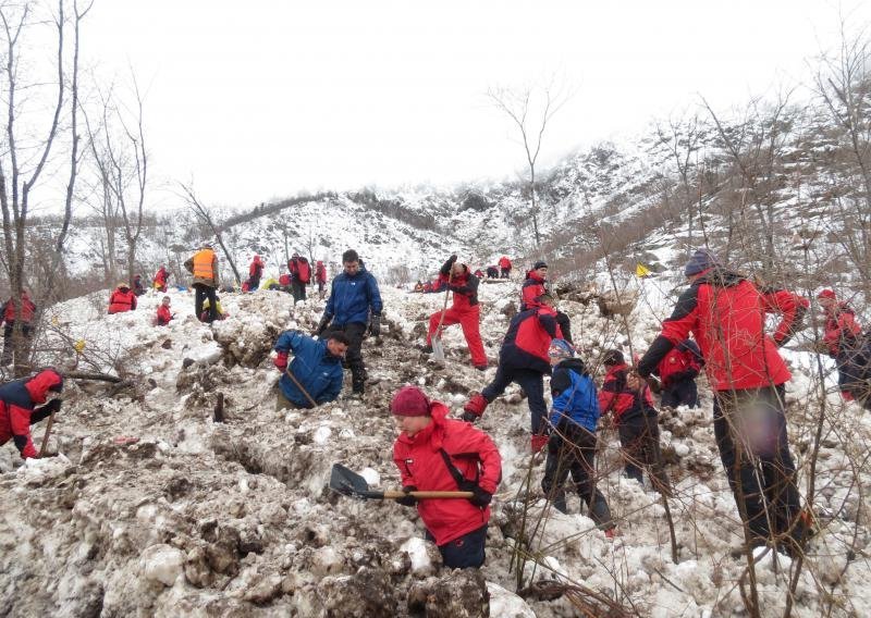 Za nestalim alpinistom traga 130 HGSS-ovaca