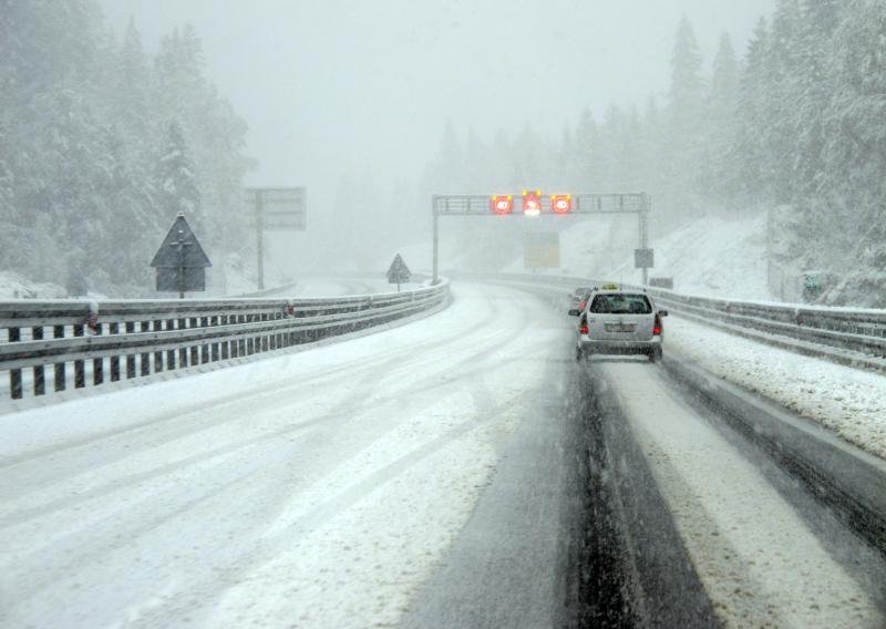 Za kaos na A3 krivi su nesavjesni vozači