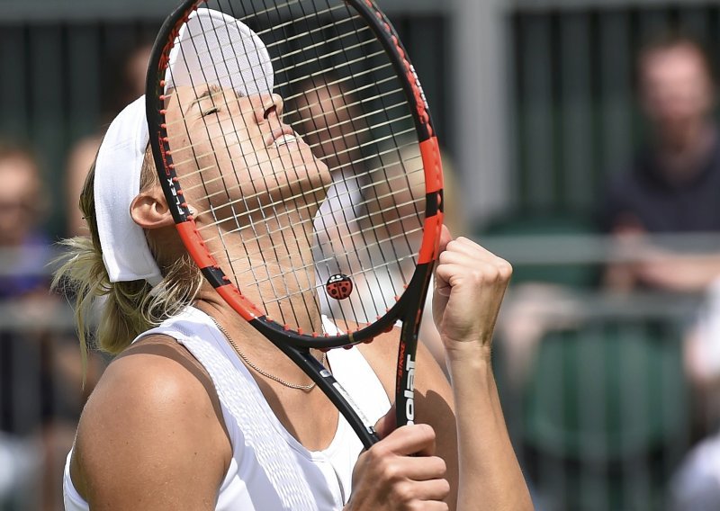 Neslomljivi Tsonga: Teniska bajka Ruskinja i Francuza