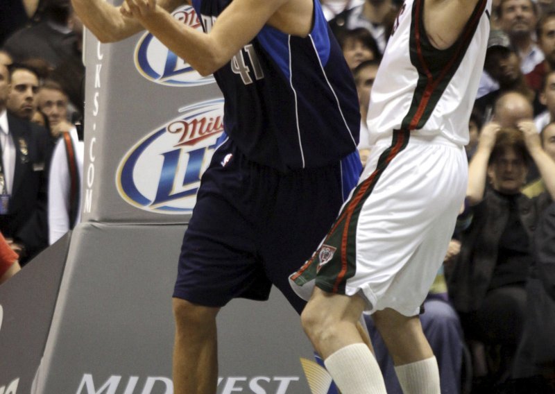 Nowitzki sa zvukom sirene donio pobjedu Dallasu