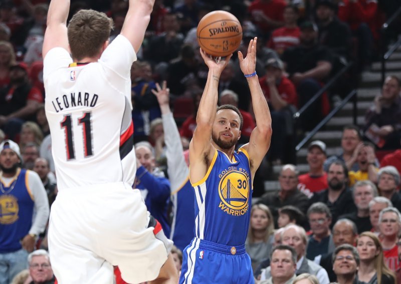 Golden State u drugom krugu, Atlanta Izjednačila na 2-2