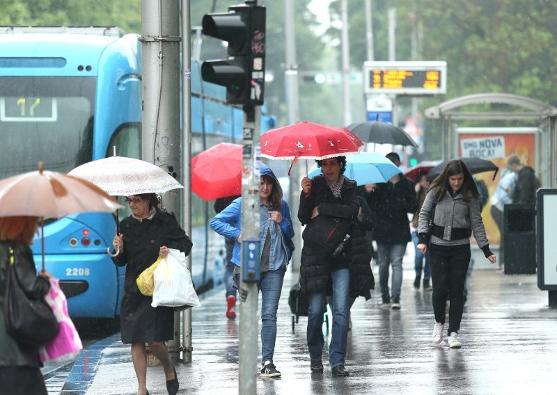 Pripremite kišobrane: u unutrašnjosti popodne pljuskovi s grmljavinom