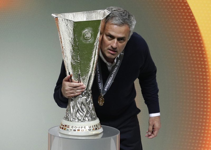 Mourinhova izjava bacila u očaj navijače Uniteda: Dosta mi je nogometa!