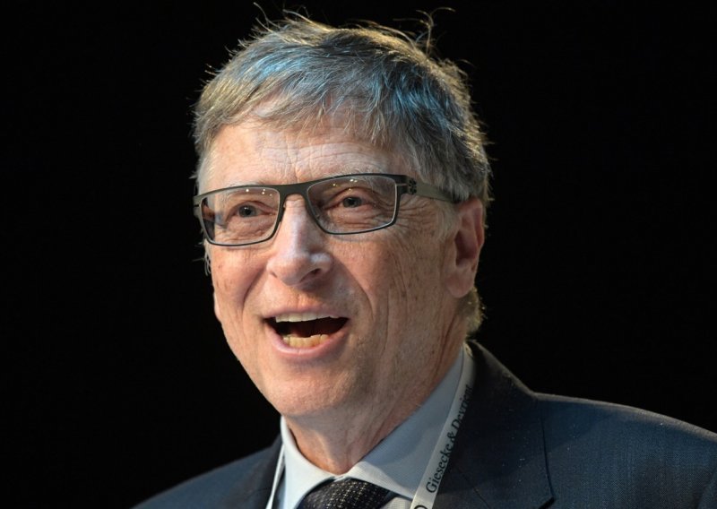 Ova high-tech toaletna školjka ne koristi vodu, a financirao ju je i Bill Gates