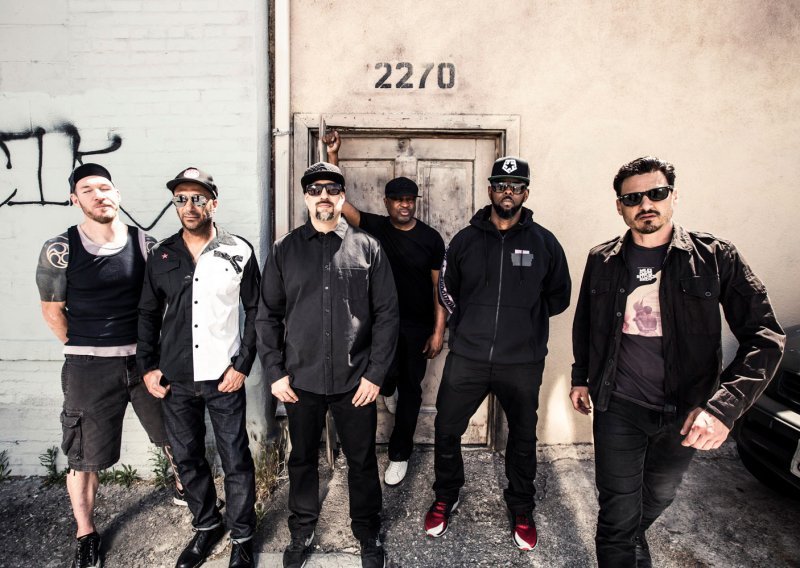 Prophets of Rage objavili novi singl 'Unfuck The World'