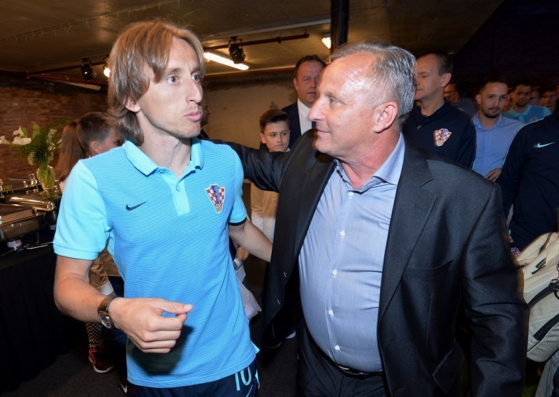 Modrić nogometaš godine, Andrijašević najbolji u MAXtv Prvoj ligi!