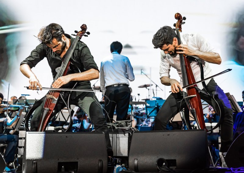 2Cellos i Zagrebačka filharmonija održali koncert za pamćenje