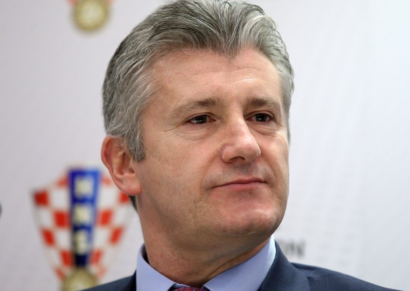 Davor Šuker oglasio se nakon što je Sportska inspekcija 'pročešljala' HNS