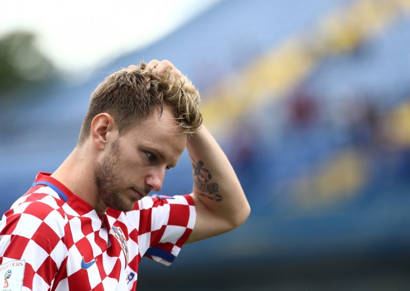 Ivan Rakitić šokirao fanove drastičnom promjenom izgleda