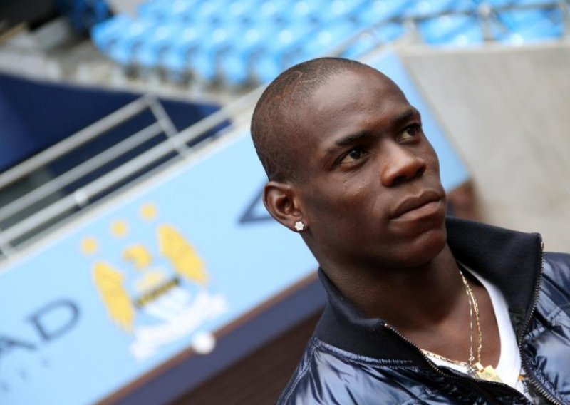 Balotelli: Mancini mi je poput oca, a uzor Ronaldo