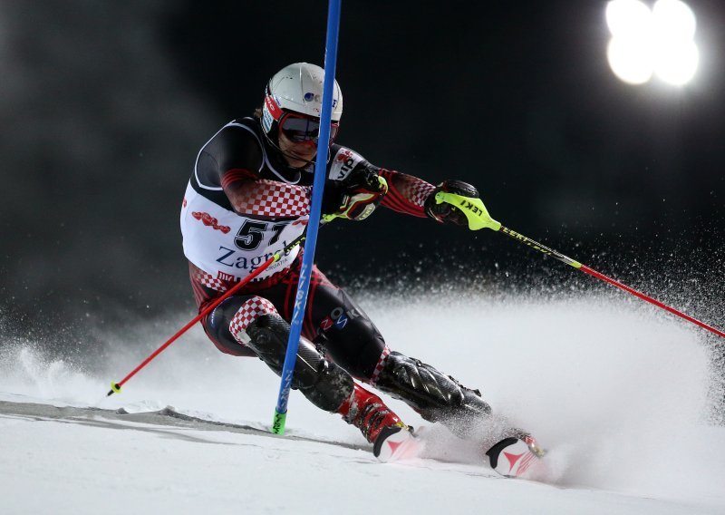 Hirscher i Zubčić ispali u prvom kolu; trijumf Sarrazina