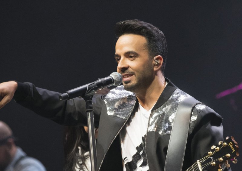 Luis Fonsi će plesati s fanovima u parteru