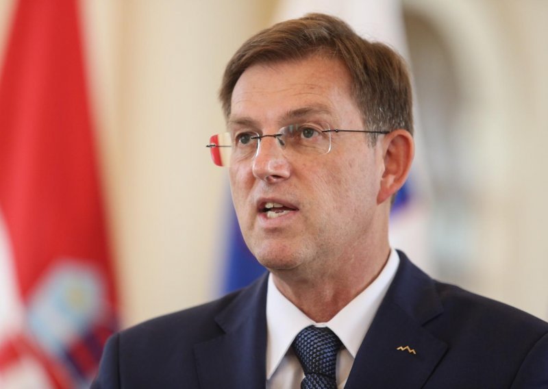 Slovenski premijer Miro Cerar podnio ostavku