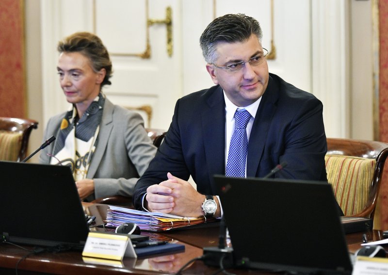 Plenković: Neću smijeniti ministricu Murganić, inicijativa oporbe je promašena