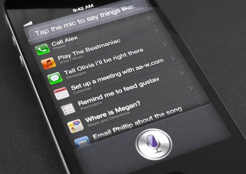 Siri je uvijek spremna pomoći, no ove stvari bolje je ne pitati