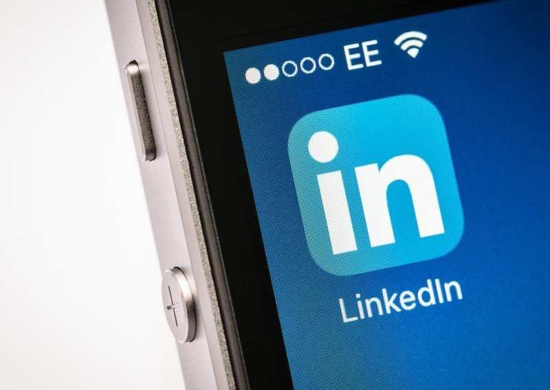 U žurbi ste? LinkedIn uvodi brzopotezne 'pametne odgovore'