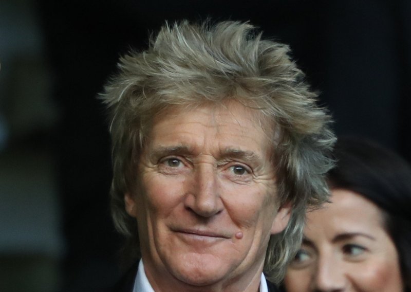 Zahvaljujući hrvatskoj snahi, Rod Stewart iduće će ljeto jedriti Jadranom