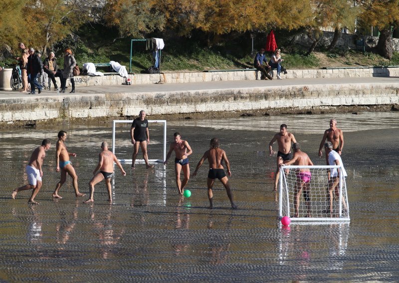 Splićani još uvijek uživaju u ljetnim radostima