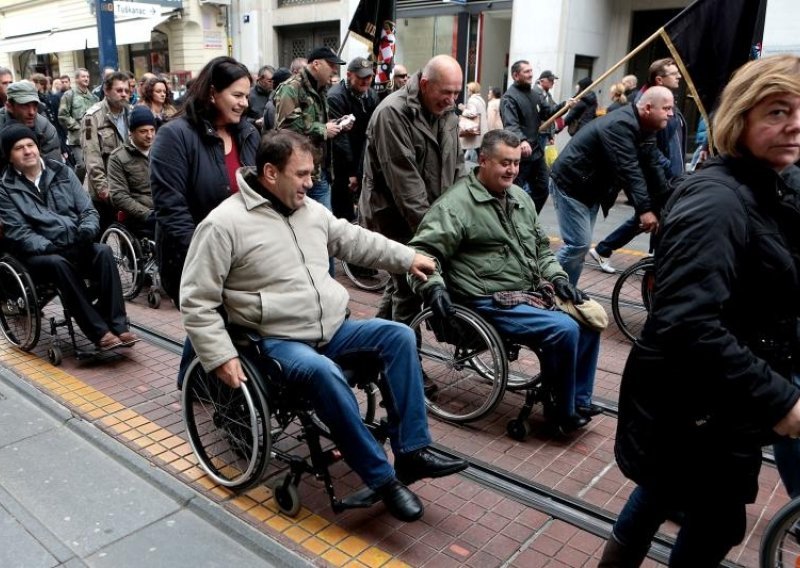 'To nisu uvjeti za zdravog čovjeka, a kamo li za ratne vojne invalide'