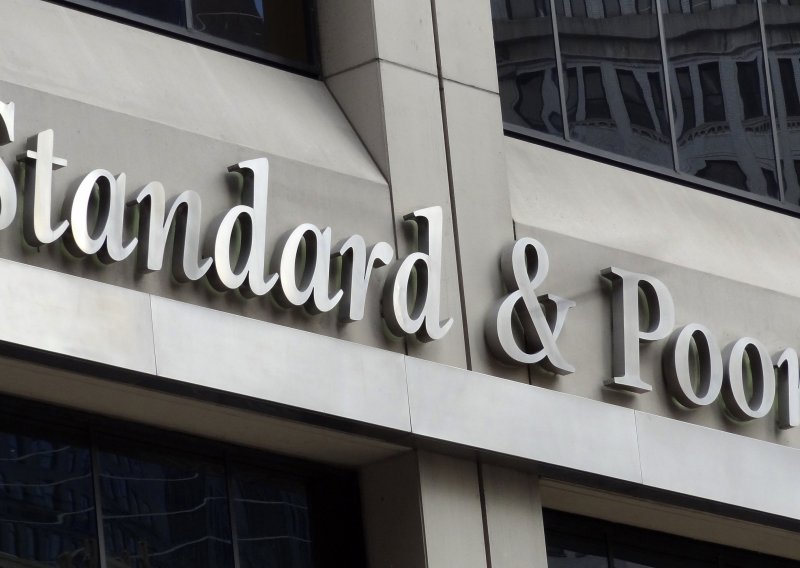 S&P revises outlook on Croatia to negative, affirms ratings at BB+