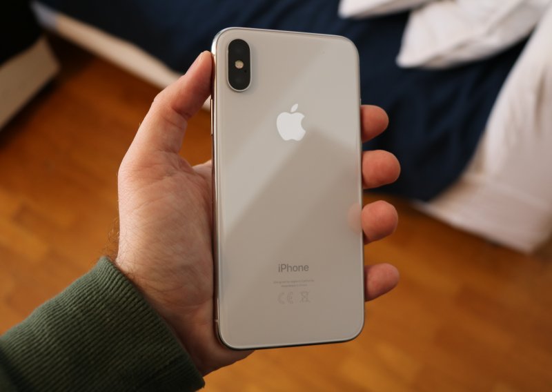 Ovaj 'neispravljivi bug' već mjesecima muči vlasnike iPhonea X