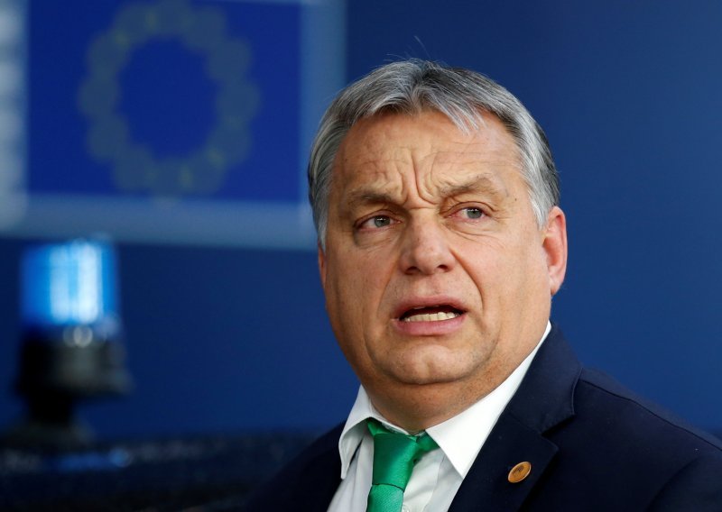 Orban: Izbjeglicama se ne može pomoći uništavajući vlastitu zemlju