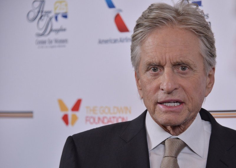 Michael Douglas suočen s ozbiljnim optužbama: 'Najgore od svega je što sve to proživljavaju moja supruga i djeca'