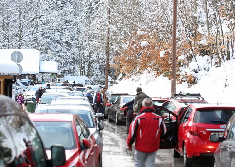 Kaos na Sljemenskoj cesti: Ralica zapela s automobilima u ogromnoj koloni