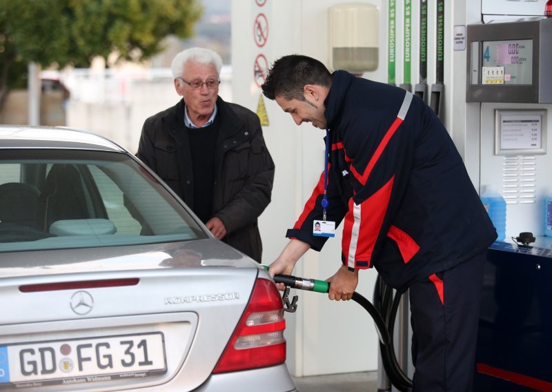 Gorivo poskupjelo četvrti tjedan za redom