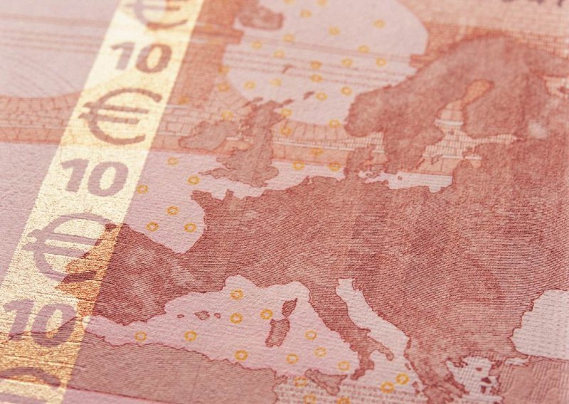 Deflacija prvi put u povijesti eurozone