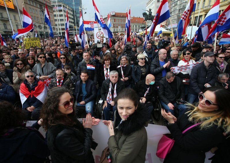 Iz policije dodatno pojasnili procjenu od samo 5.000 prosvjednika