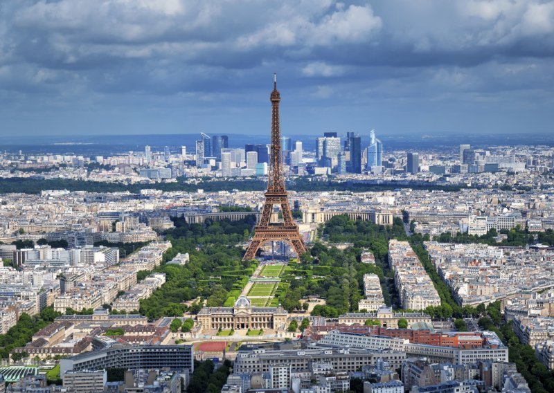 Rudjer Boskovic Esplanade opens in Paris