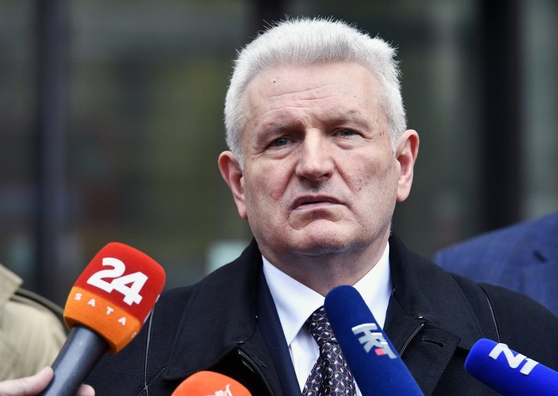 Todorić se oglasio nakon objave prepiske: Plenković zna sve! Da smo pravna država, podnio bi ostavku