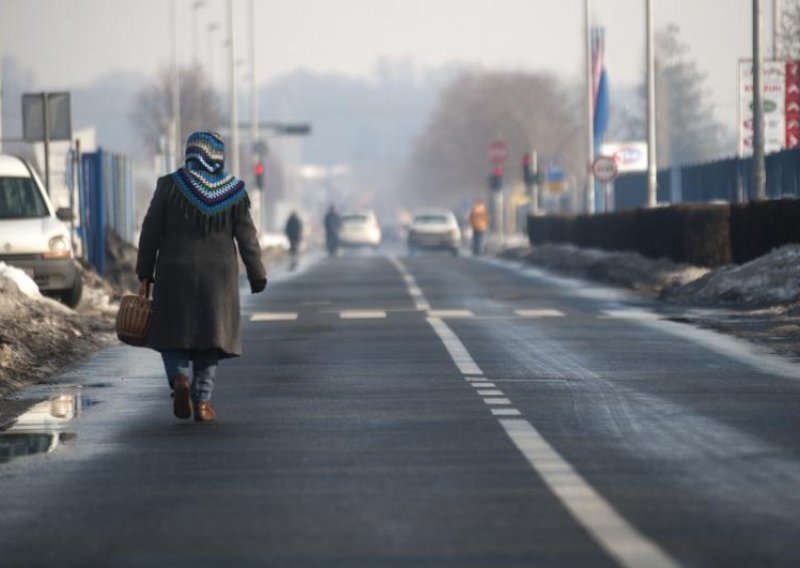 Starica ušla u Hrvatsku iz BiH, sada ju ne puštaju nazad